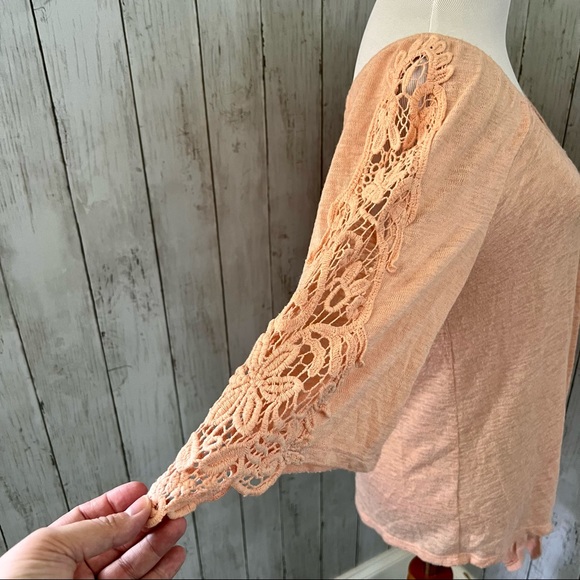 Daytrip Tie Front Blouse G4 - Picture 3 of 5